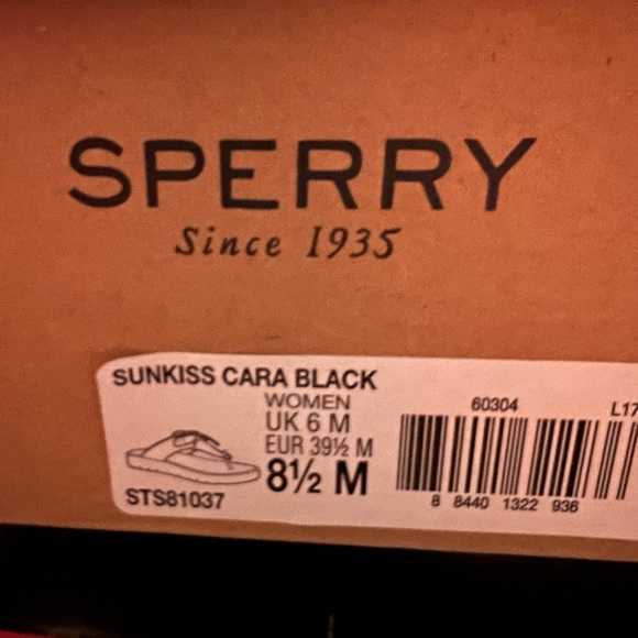 Sperrys!  Super cute like new - Picture 2 of 15